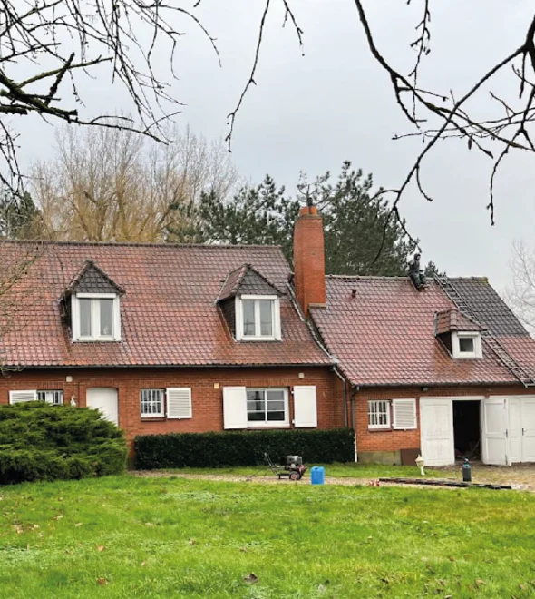 Maison en briques rouges avec toiture rénovée - Projet BL Habitat Nord